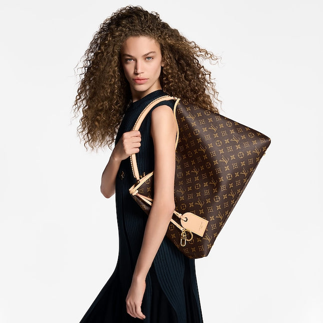 Louis Vuitton Again