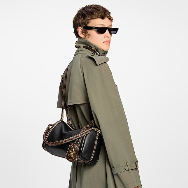 Louis Vuitton Express PM-Black